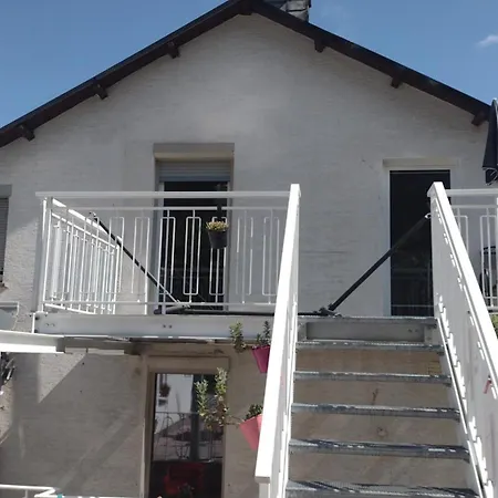 Nice + Sunny Room, Balkony, All Facilities...