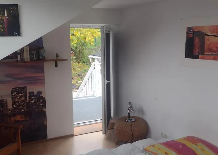 Nice + Sunny Room, Balkony, All Facilities... * Trier